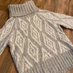 J Crew Women’s Grey and White Turtleneck sweater